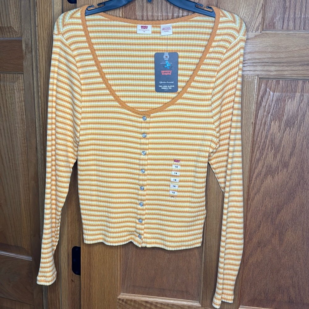 Levis Long Sleeve Ribbed Tee Slim Fit, Size 1X NWT